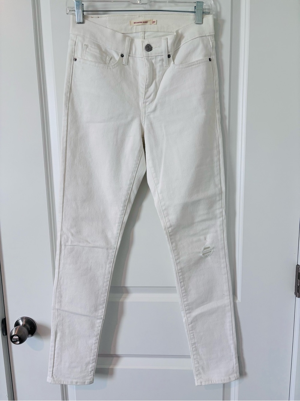 Levi's Women’s White 311 Shaping Skinny Leg Jeans - Picture 3 of 5